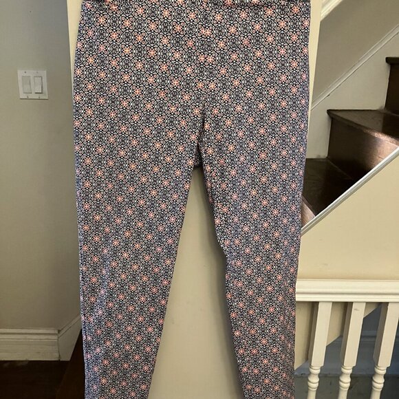 Elastic Waist Red Black and White Pants - Picture 6 of 11